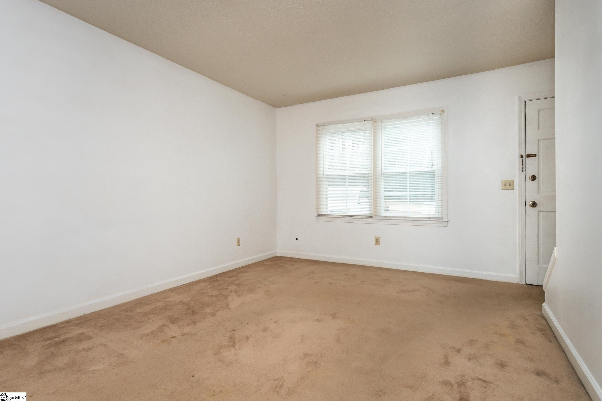 501 Edwards Road, Unit 9 Greenville, SC 29615 - Photo 3 of 22 Gallery Image 3