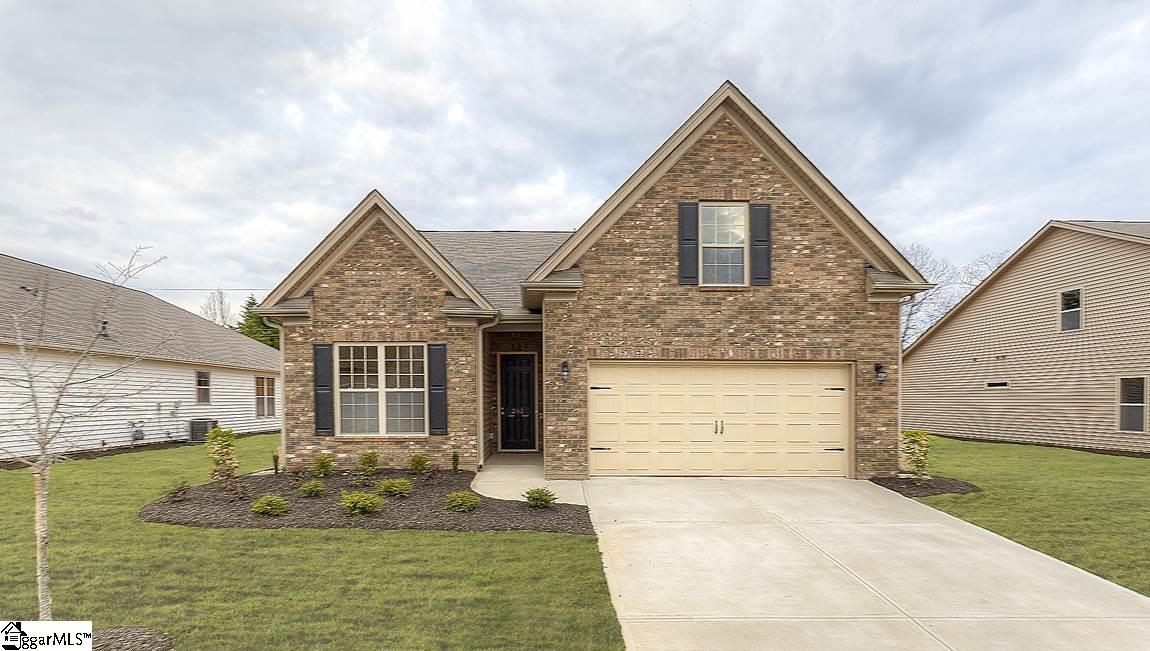 136 Golden Eagle Lane Anderson, SC 29621 - Photo 1 of 9 Gallery Image 1