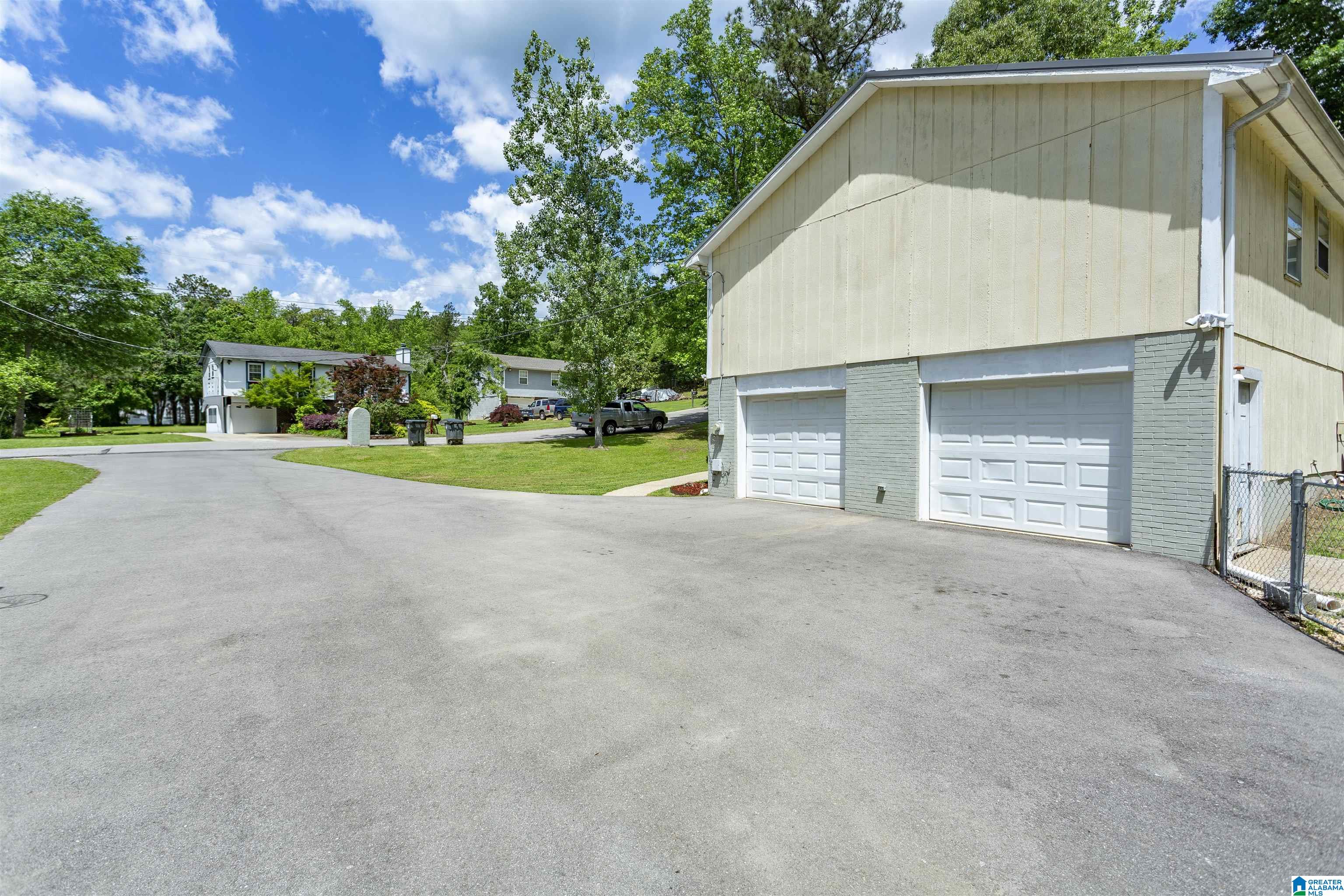 2930 Pinetree Street Moody, AL 35004 - Photo 10 of 62