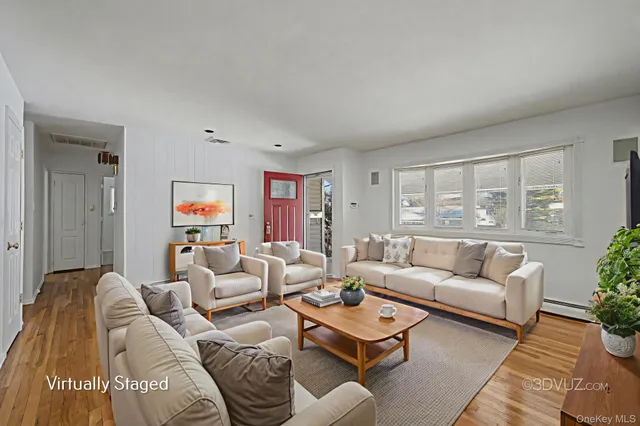 $3,900 | 22 7 Avenue, Kings Park, NY 11754