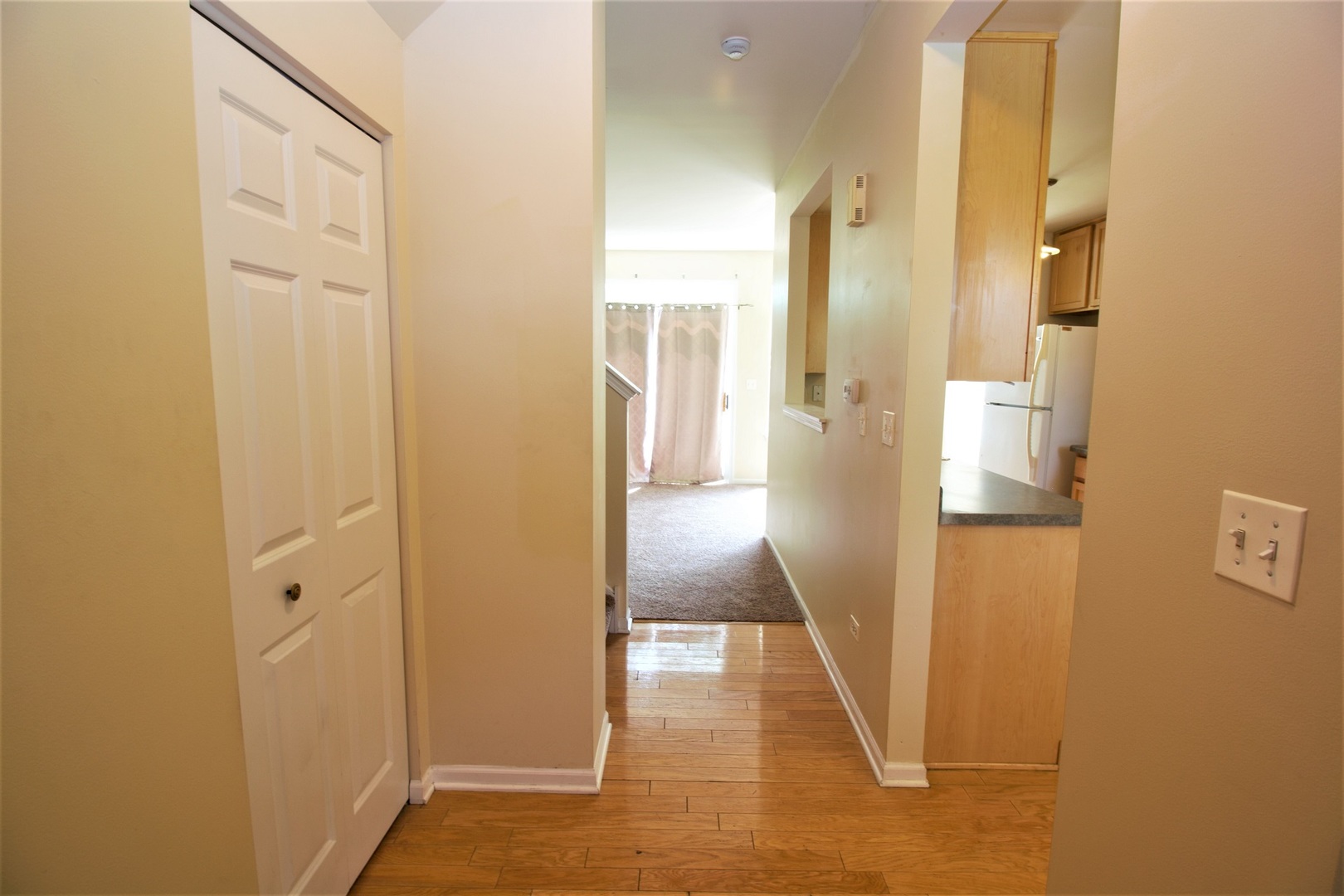 2906 Rutland Circle Naperville, IL 60564 - Photo 4 of 17