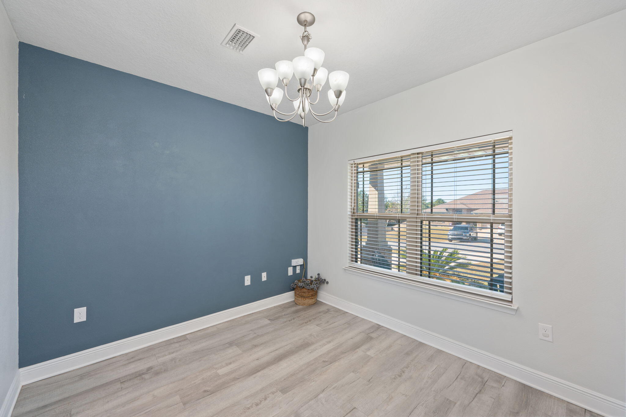 5747 Periwinkle Lane Crestview, FL 32539 - Photo 16 of 42 20-web-or-mls-5747-periwinkle-court