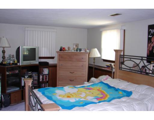 140 Cardigan Road Tewksbury, MA 01876 - Photo 6 of 6 Gallery Image 6