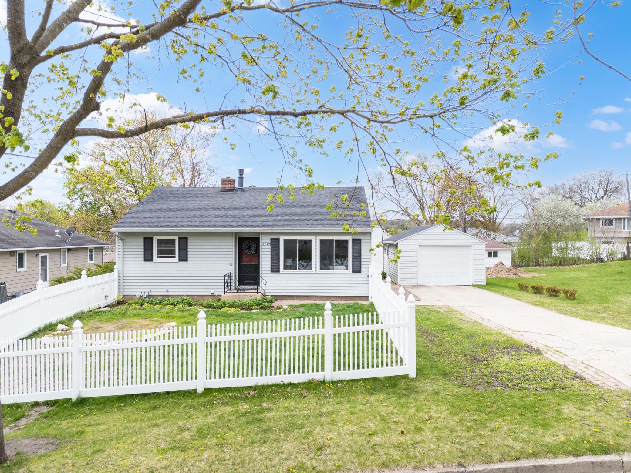 1605 8th Avenue Northeast Rochester, MN 55906 - Photo 1 of 1 Gallery Image 1