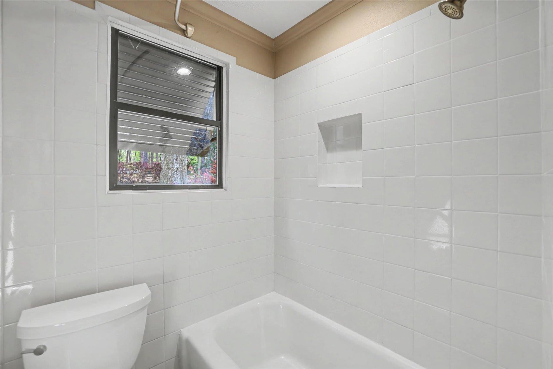 439 Beaver Lake Road Tallahassee, FL 32312 - Photo 10 of 70