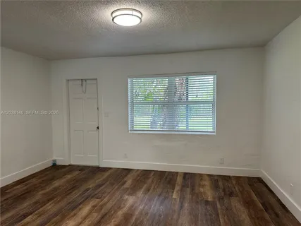 $1,425 | 1821 Thomas Street, Unit 2, Hollywood, FL 33020