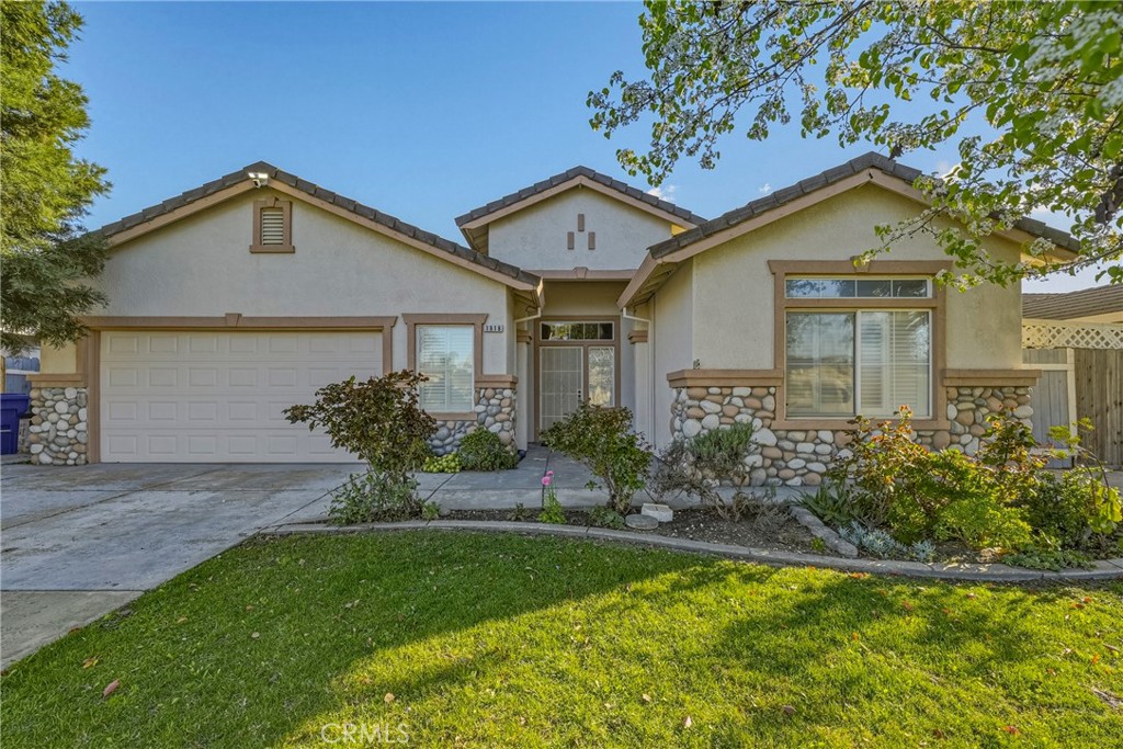 1818 Lake Ridge Street Atwater, CA 95301 - Photo 1 of 44