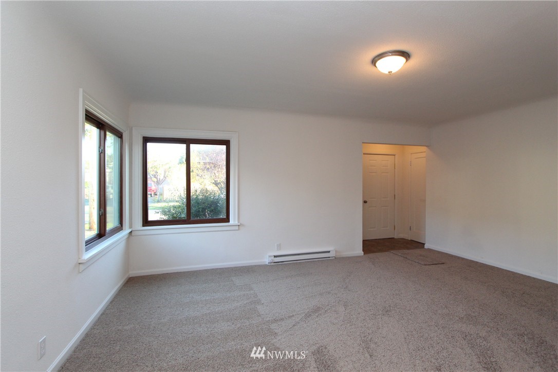 80 Southwest 7th Street Chehalis, WA 98532 - Photo 3 of 21 Gallery Image 3