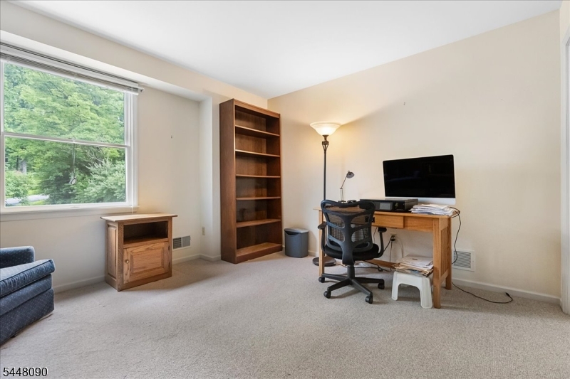 475 Ellis Road Milford, NJ 08848 - Photo 20 of 29 Gallery Image 20