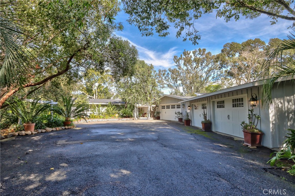 1175 Riverview Drive Fallbrook, CA 92028 - Photo 4 of 57 a view of a house with a tree in front