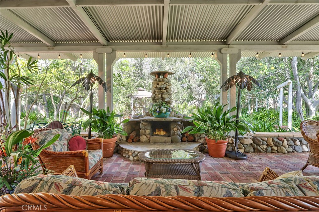 1175 Riverview Drive Fallbrook, CA 92028 - Photo 46 of 57 a outdoor space with furniture
