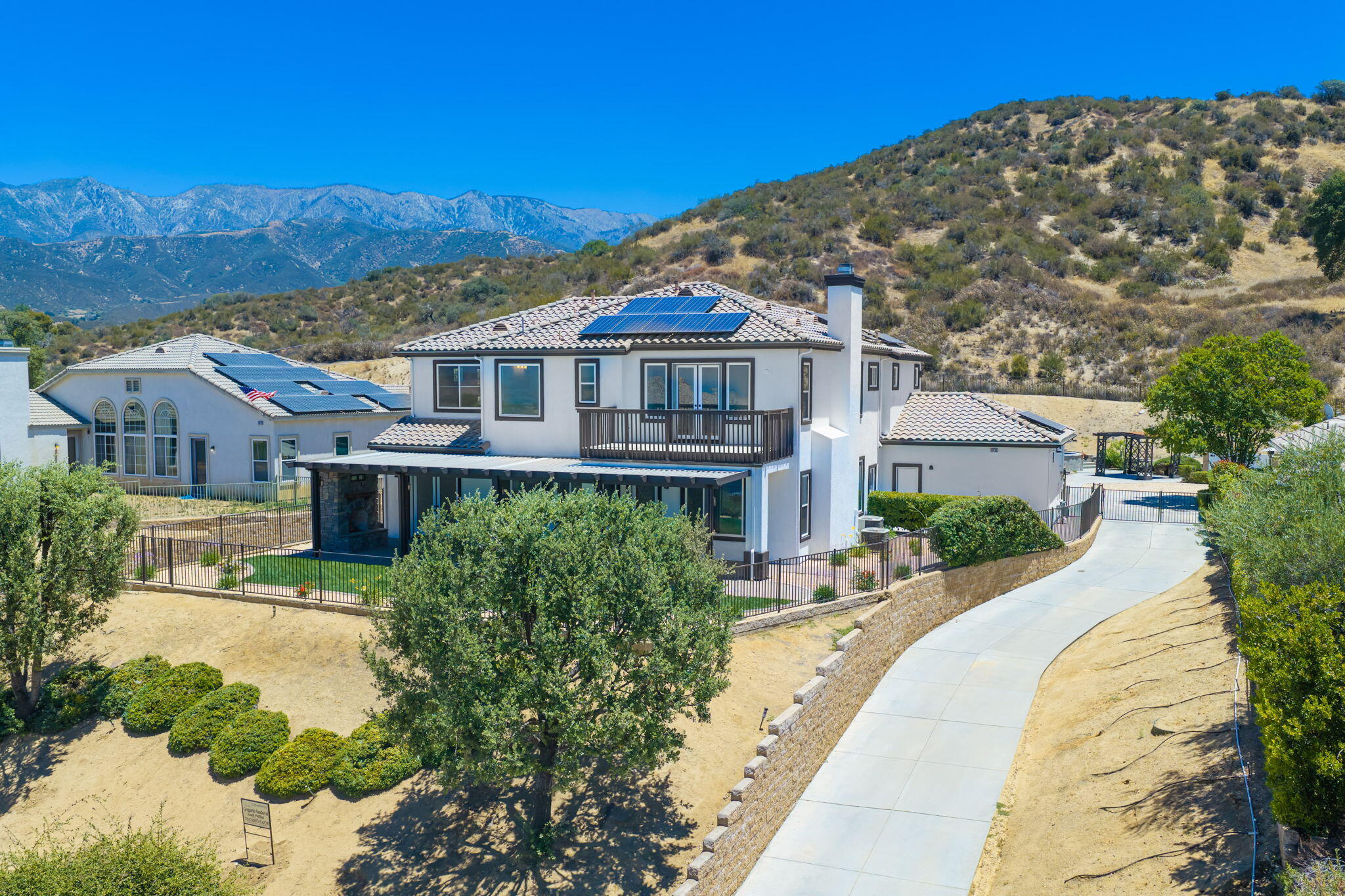 13435 Canyon Crest Road Yucaipa, CA 92399 - Photo 8 of 70 7-web-or-mls-GS_CanyonCrest_Miller_0726_