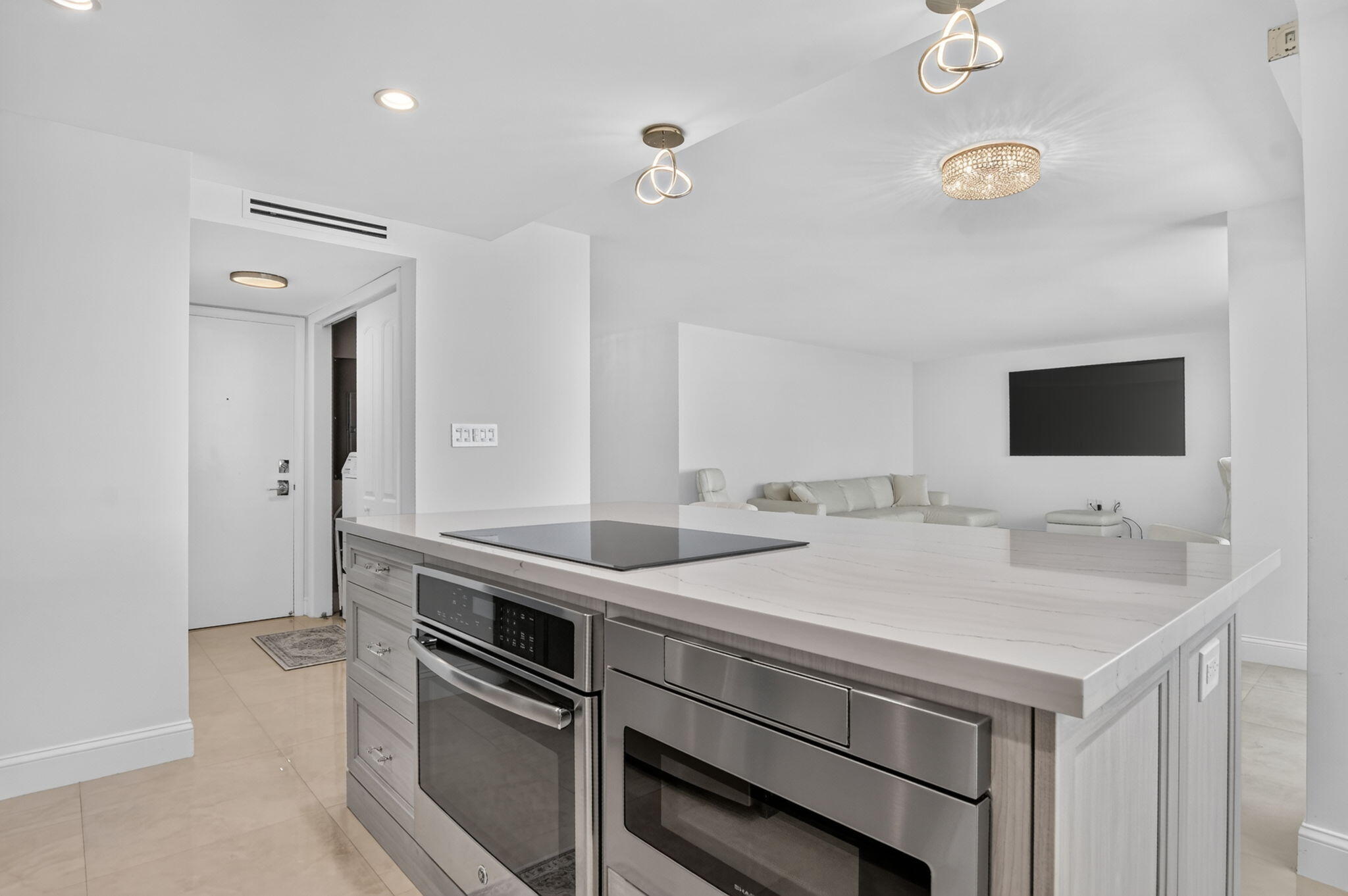 2000 South Ocean Boulevard, Unit 16B Boca Raton, FL 33432 - Photo 14 of 75 Kitchen