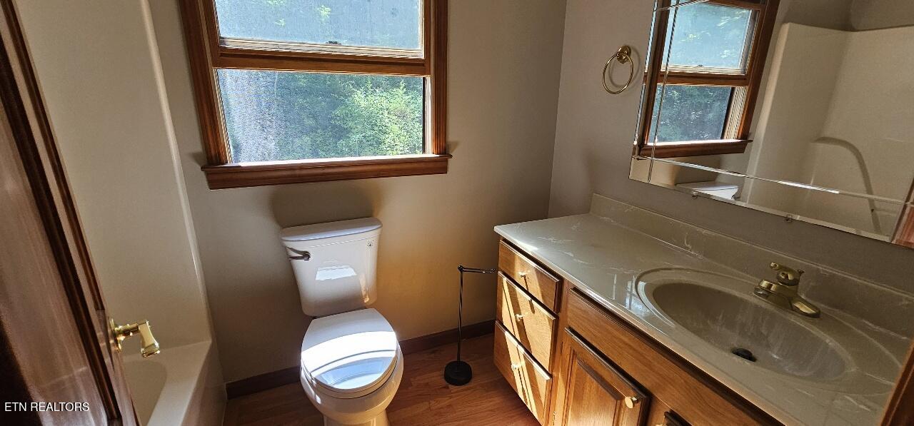 360 Front Street Luttrell, TN 37779 - Photo 26 of 53 Hall bath