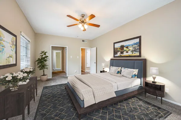 $2,195 | 1819 Babcock Road, Unit 704, San Antonio, TX 78229