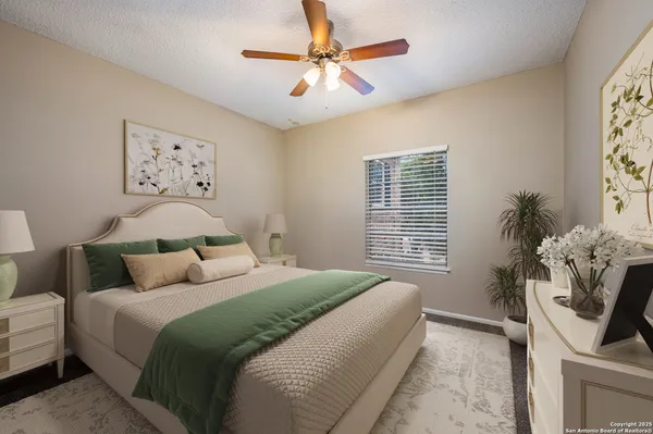 $2,195 | 1819 Babcock Road, Unit 704, San Antonio, TX 78229