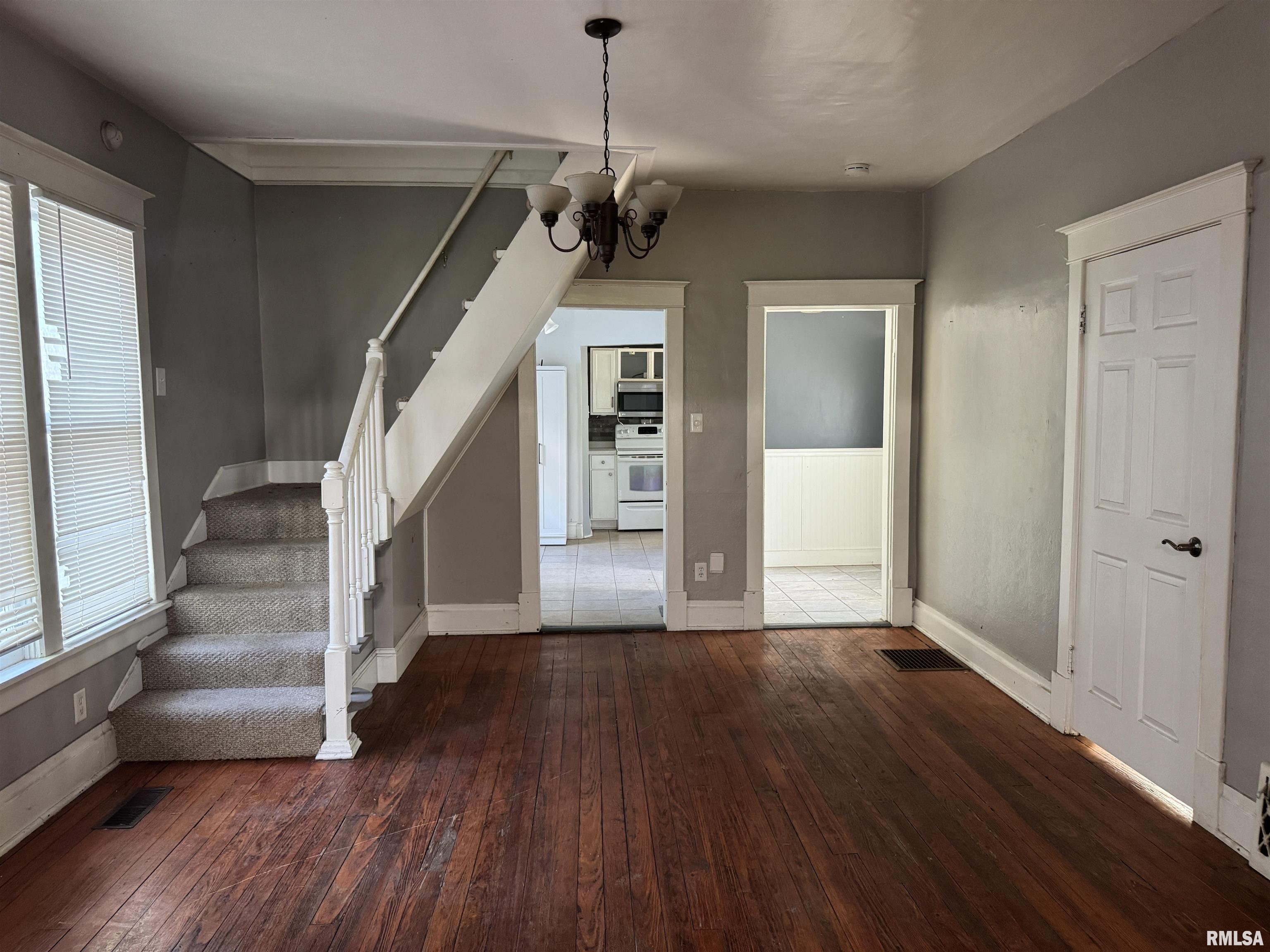 1733 South Spring Street Springfield, IL 62704 - Photo 4 of 30