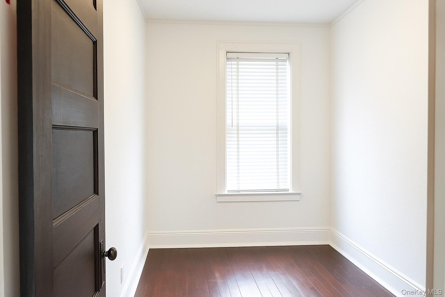 47-18 39th Place, Unit 2 Queens, NY 11104 - Photo 10 of 12