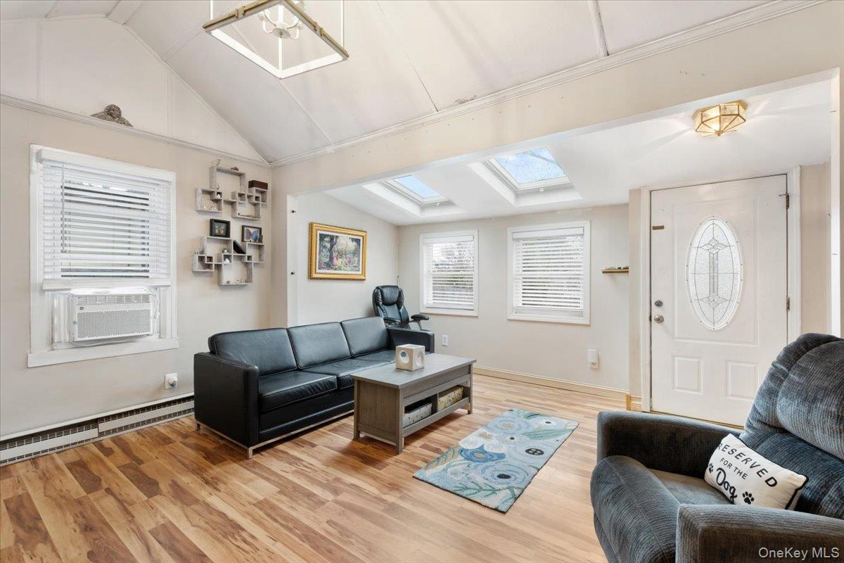 45 Laurel Road Lake Peekskill, NY 10537 - Photo 3 of 41