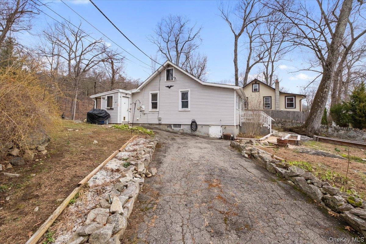 45 Laurel Road Lake Peekskill, NY 10537 - Photo 31 of 41