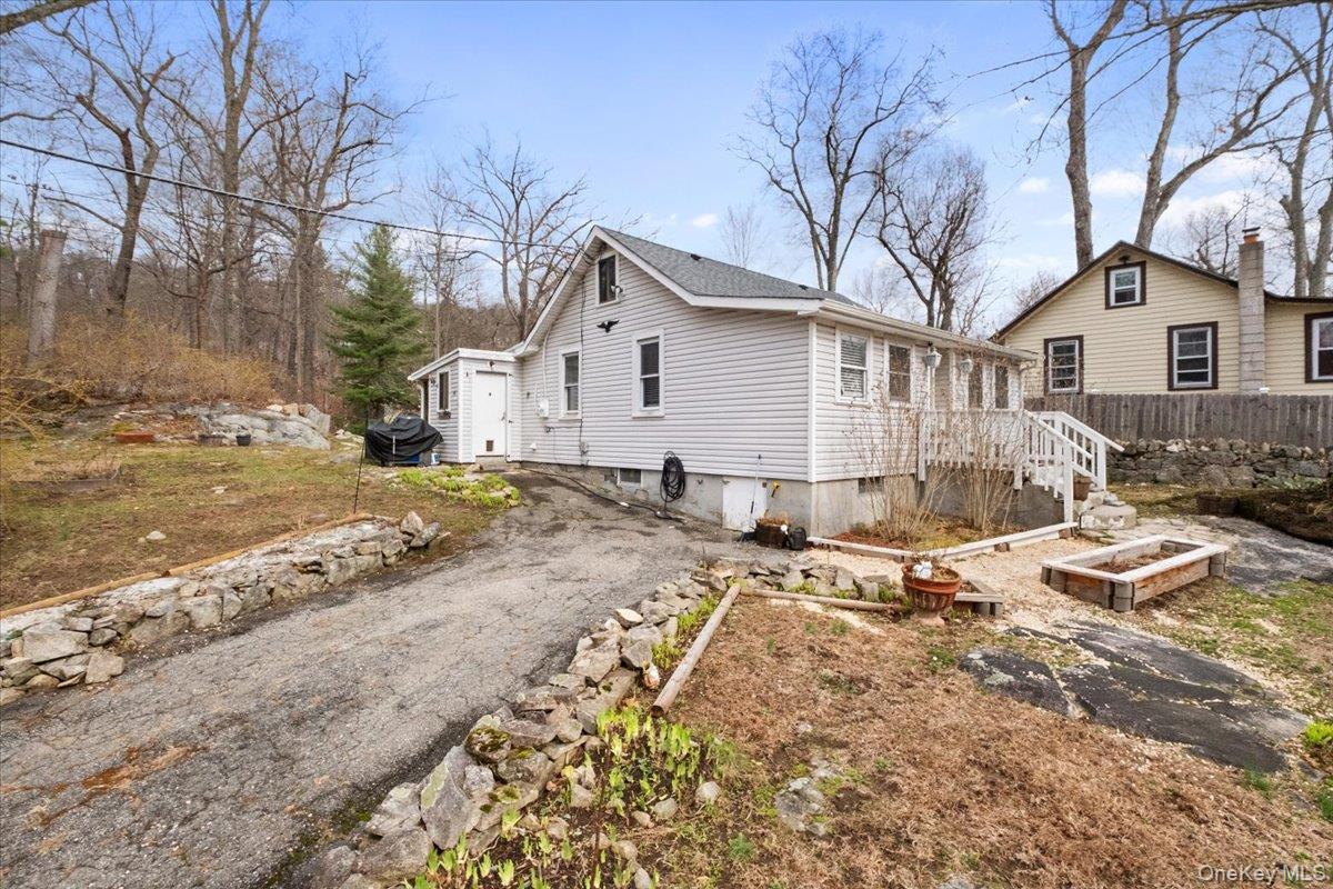 45 Laurel Road Lake Peekskill, NY 10537 - Photo 32 of 41