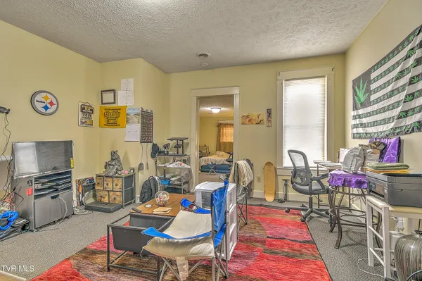 $425,000 | 1401 Windsor Avenue, Unit 1, Bristol, TN 37620