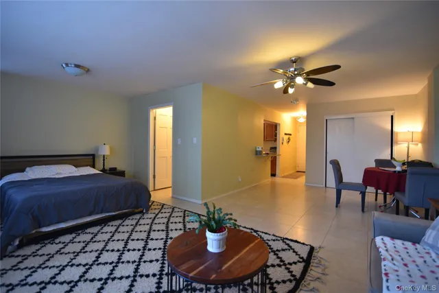 $1,950 | 54-40 Little Neck Parkway, Unit 1A | Little Neck