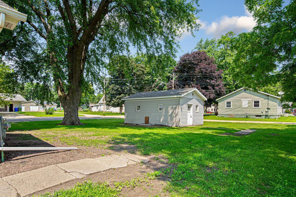 208 West Front Street Fulda, MN 56131 - Photo 6 of 34