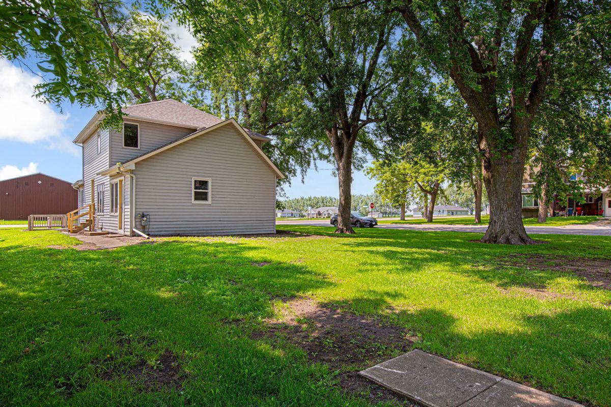 208 West Front Street Fulda, MN 56131 - Photo 7 of 34