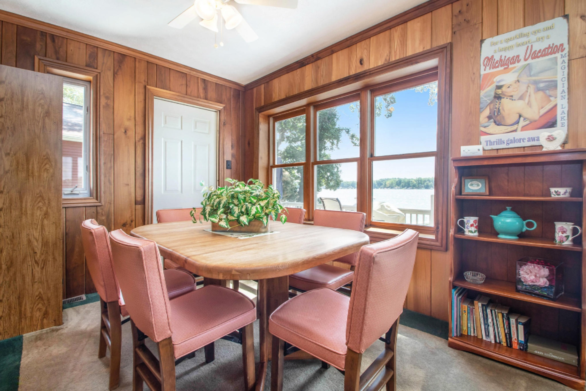 31195 County Line Road Dowagiac, MI 49047 - Photo 16 of 42 Dining Area