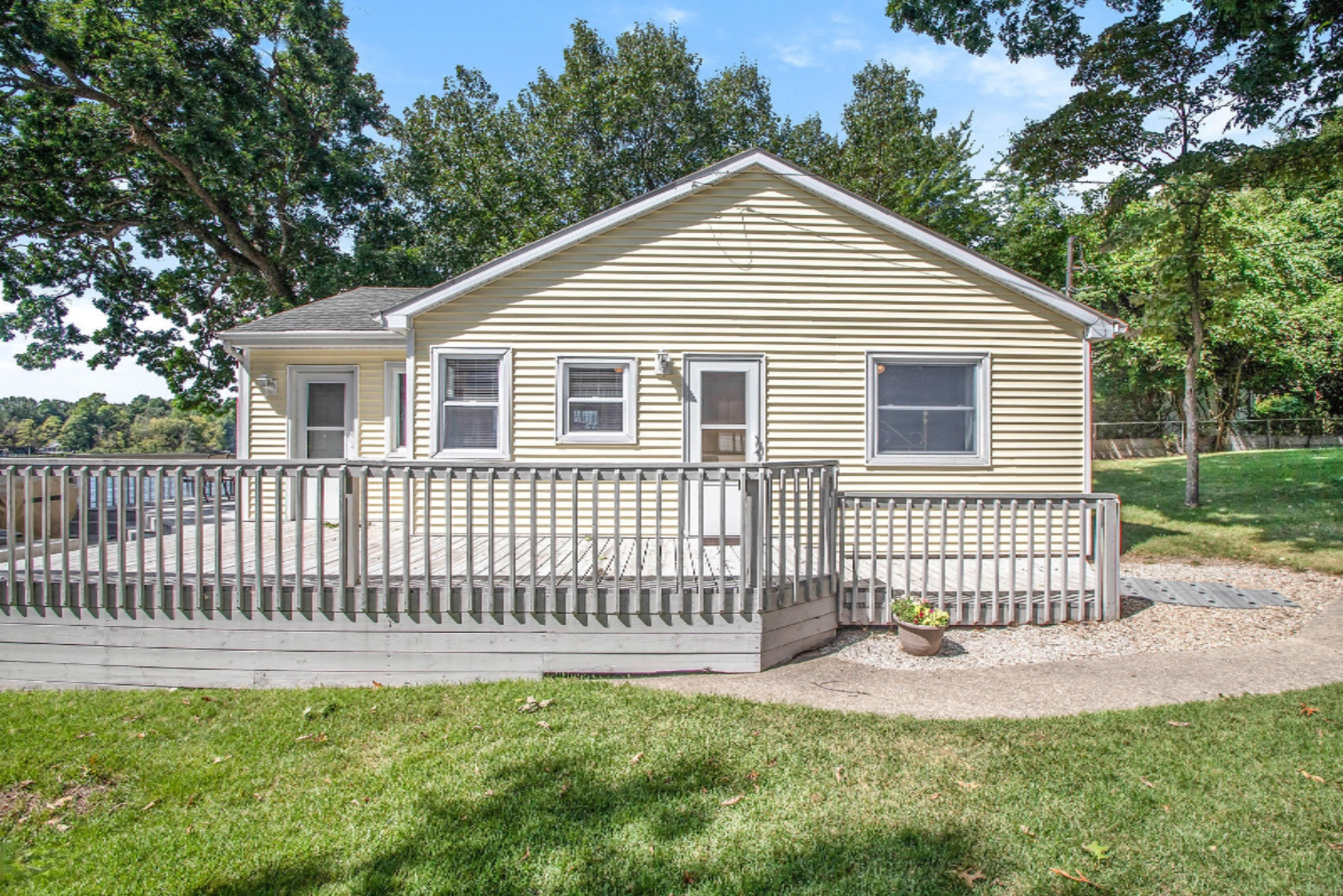31195 County Line Road Dowagiac, MI 49047 - Photo 28 of 42 Exterior