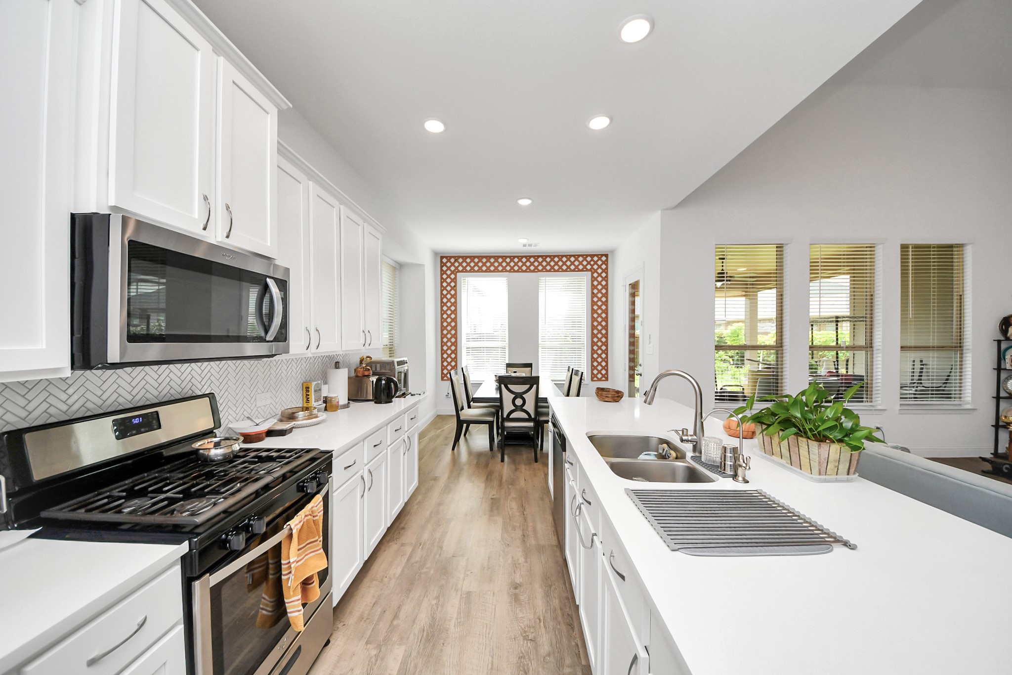 606 Round Lake Drive Rosenberg, TX 77469 - Photo 11 of 35