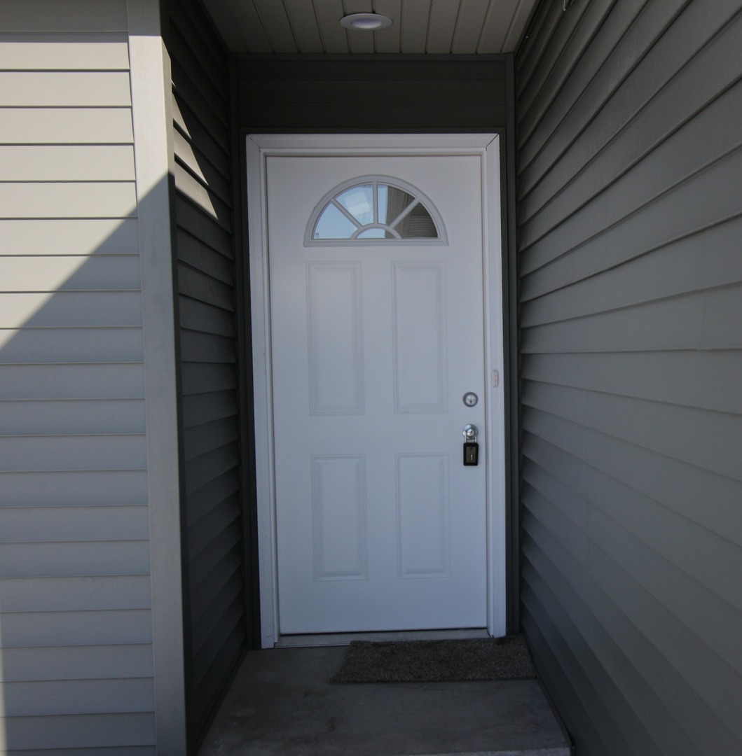 8 Kimberly Road Spring Valley, IL 61362 - Photo 3 of 17 a view of front door