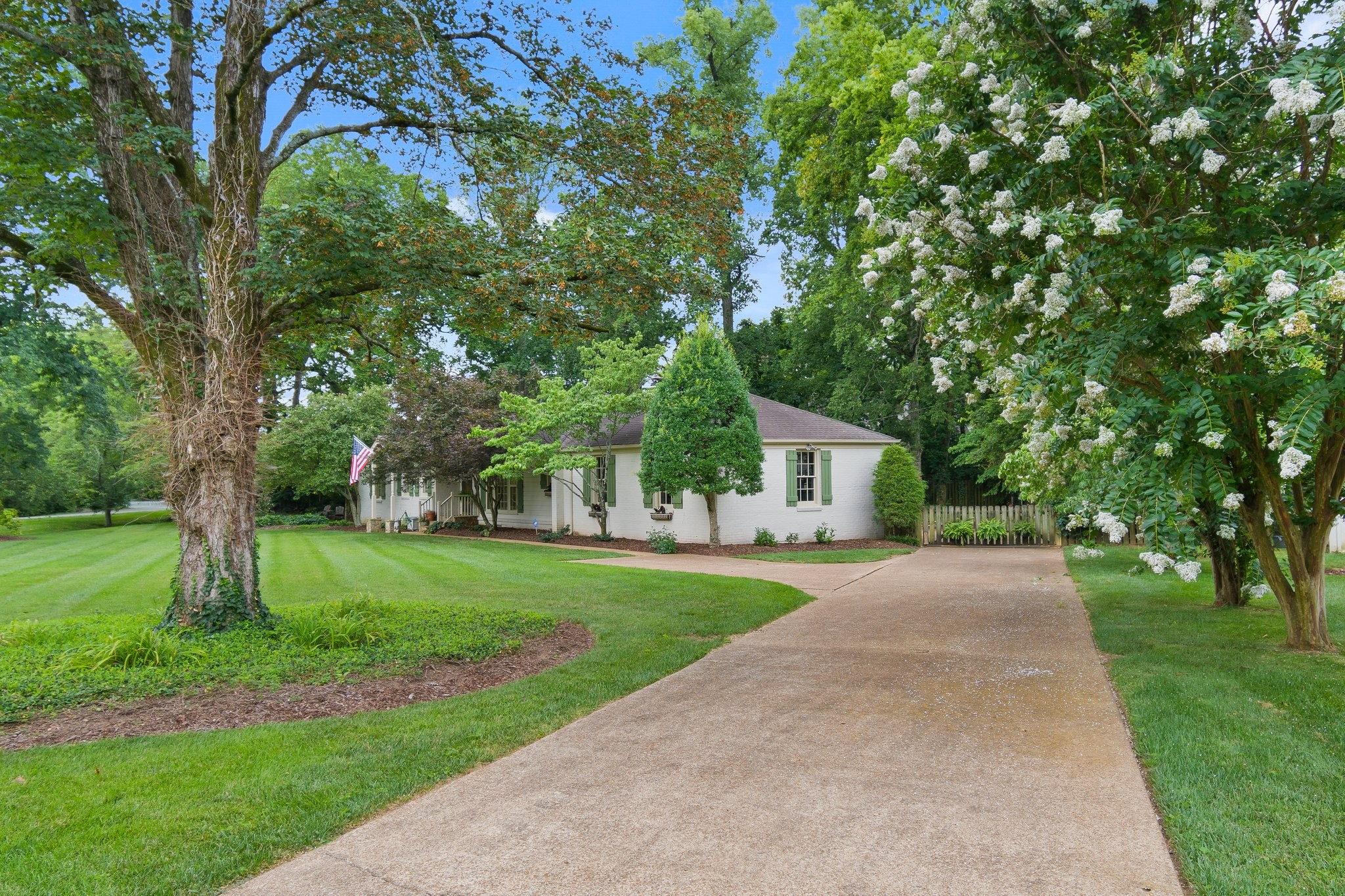 6021 Cargile Road Nashville, TN 37205 - Photo 4 of 34 Gallery Image 4