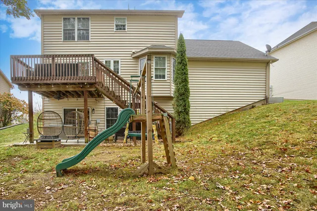 a view of a house with a park