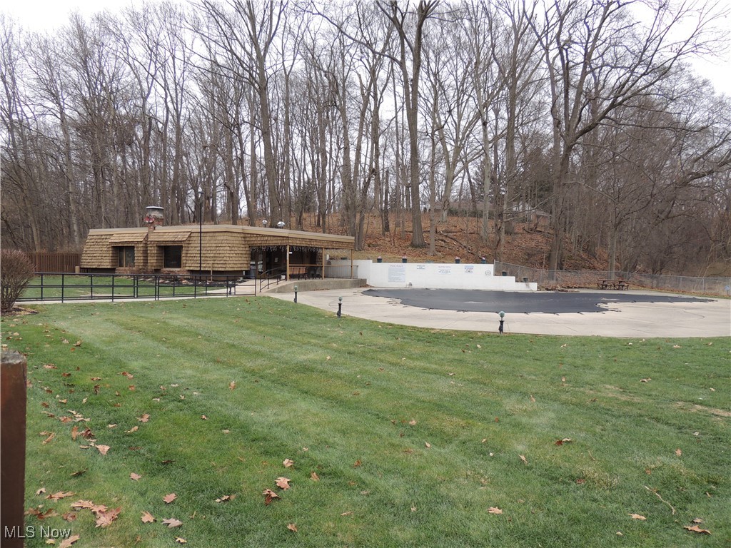 3070 Kent Road, Unit 406 Stow, OH 44224 - Photo 32 of 33 Pool and community building