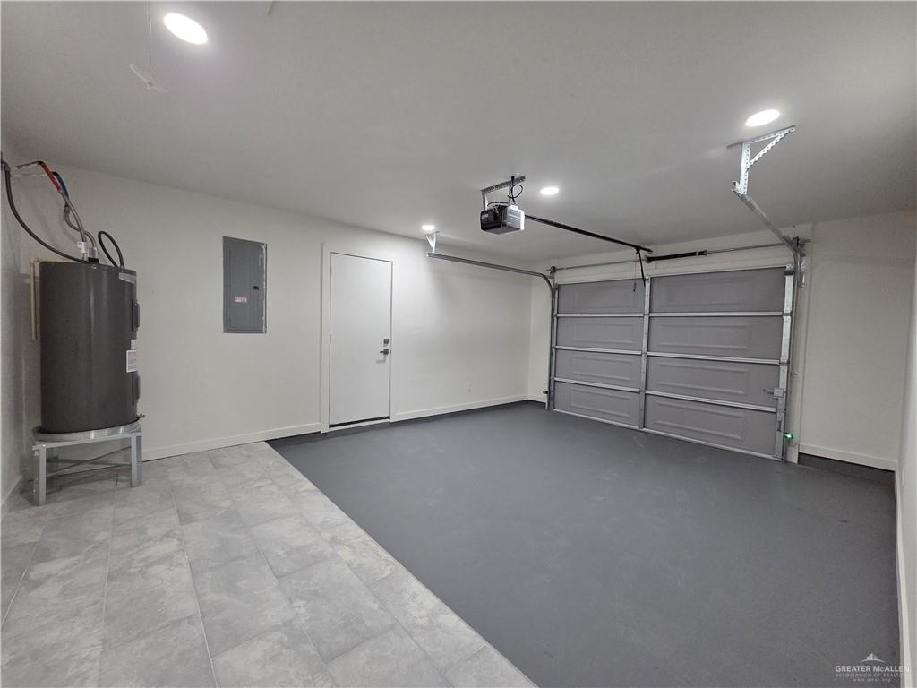 477 Serg Loop Alamo, TX 78516 - Photo 2 of 15 a view of an empty room