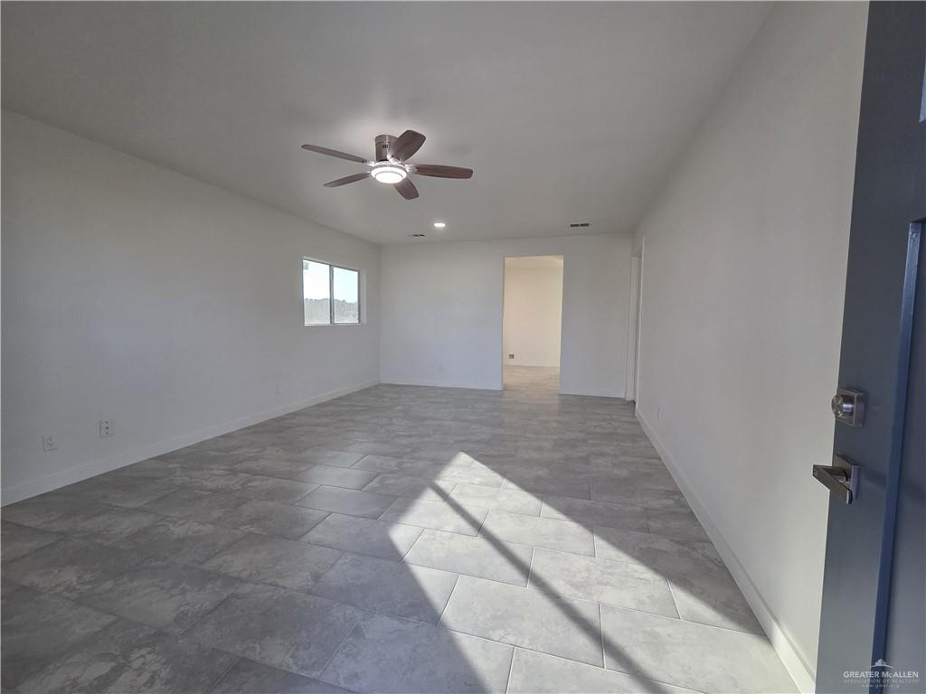 477 Serg Loop Alamo, TX 78516 - Photo 3 of 15 a view of entryway