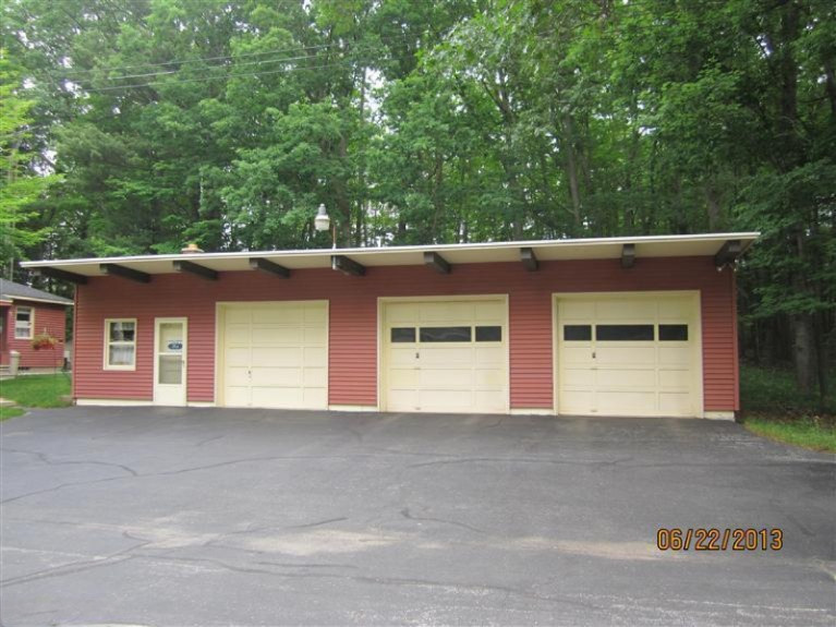 62 East Kott Road Manistee, MI 49660 - Photo 3 of 21 Additional Photo
