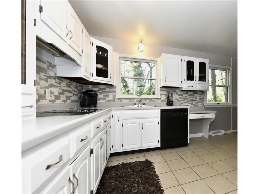 4548 Melbourne Road Indianapolis, IN 46228 - Photo 8 of 21 Gallery Image 8