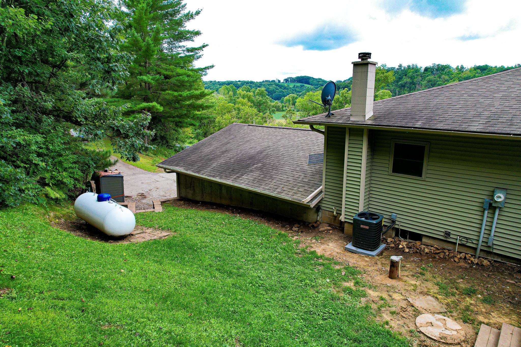 11828 Fairway Road Sparta, WI 54656 - Photo 12 of 64