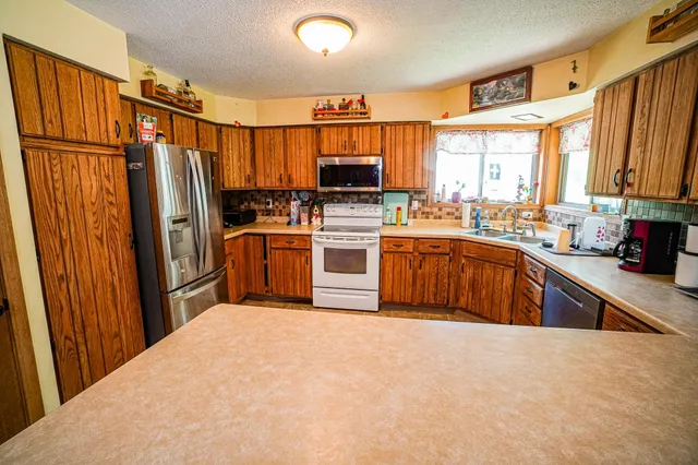 $320,000 | 11828 Fairway Road, Sparta, WI 54656