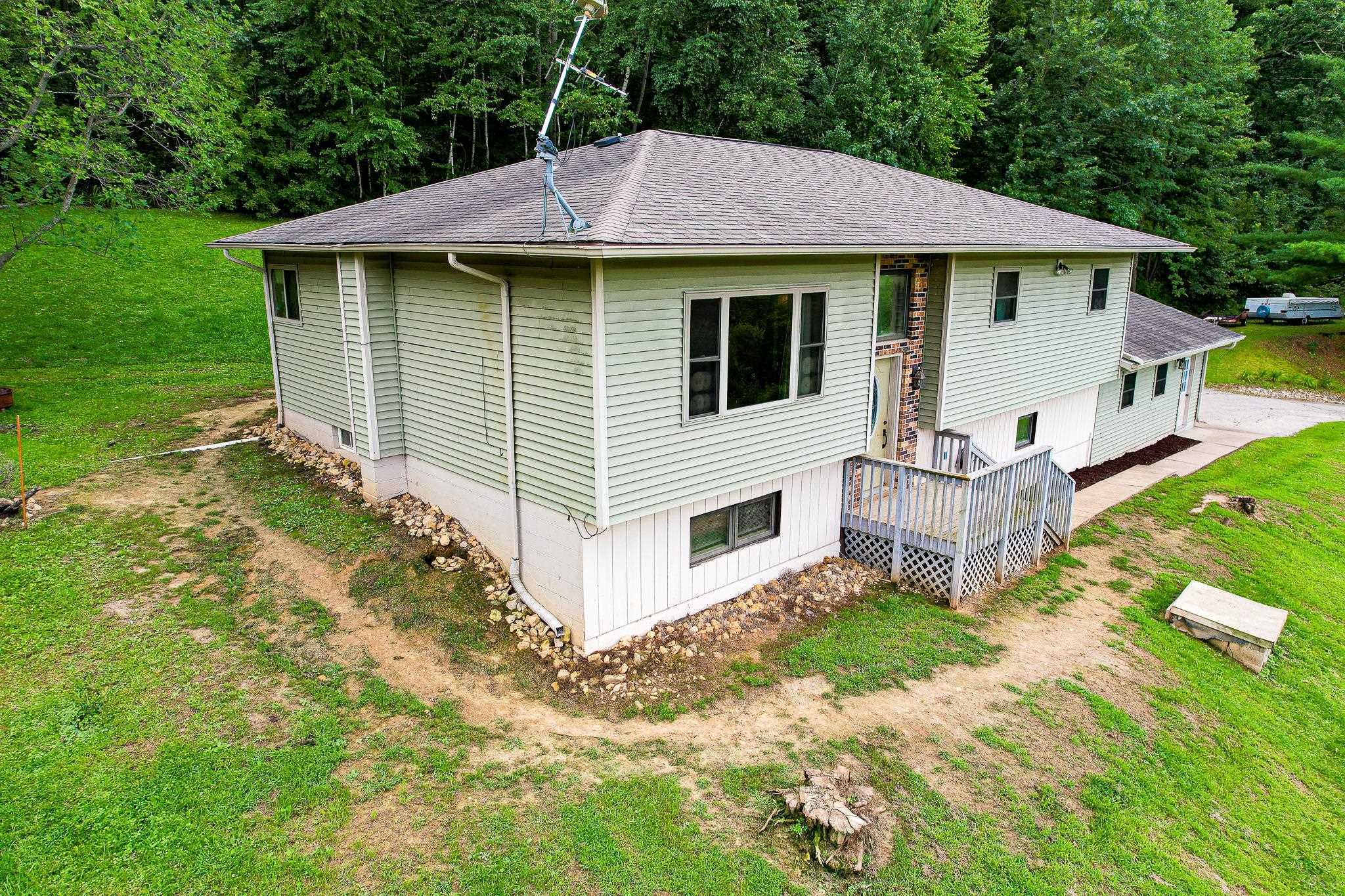 11828 Fairway Road Sparta, WI 54656 - Photo 9 of 64