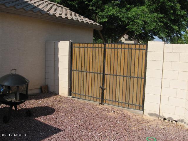 2839 South Martingale Road Gilbert, AZ 85295 - Photo 6 of 13 RV Gate (Small)
