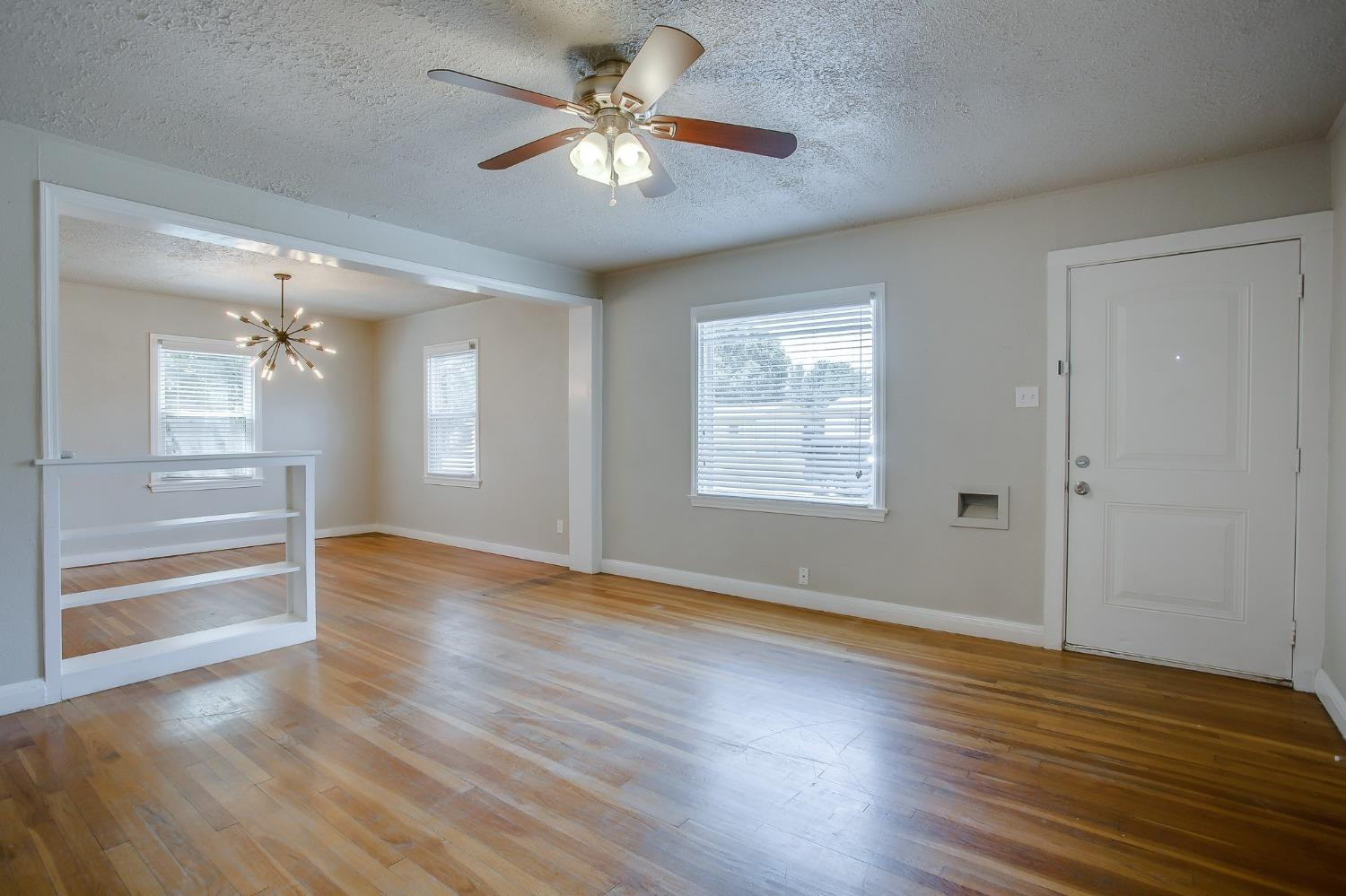 2601 27th Street Lubbock, TX 79410 - Photo 2 of 16 Photo 2