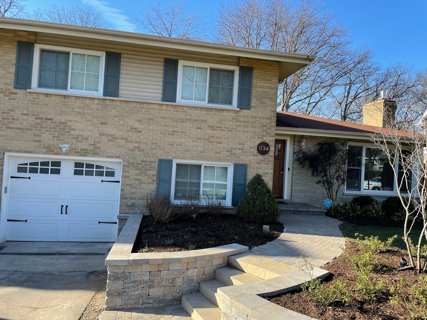1134 Kenton Road Deerfield, IL 60015 - Photo 2 of 13