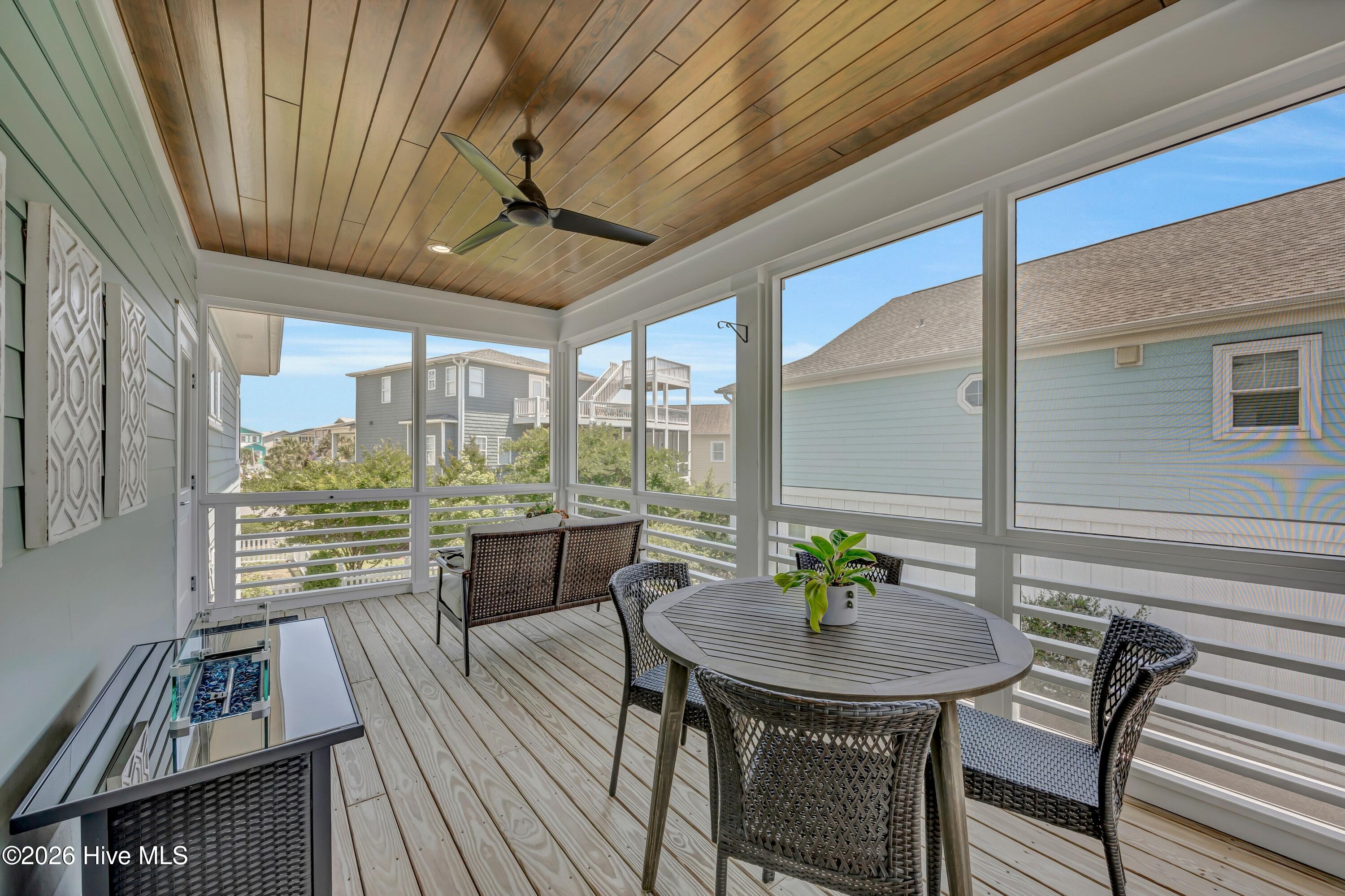 714 Sloop Pointe Lane Kure Beach, NC 28449 - Photo 33 of 91 032_img_9169_746