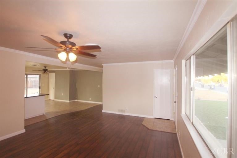 182 West Spring Lane Lemoore, CA 93245 - Photo 7 of 10 Gallery Image 7