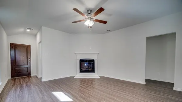 $268,990 | 549 Epiphany Lane, Lavon, TX 75166