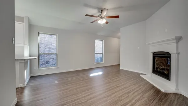 $268,990 | 549 Epiphany Lane, Lavon, TX 75166